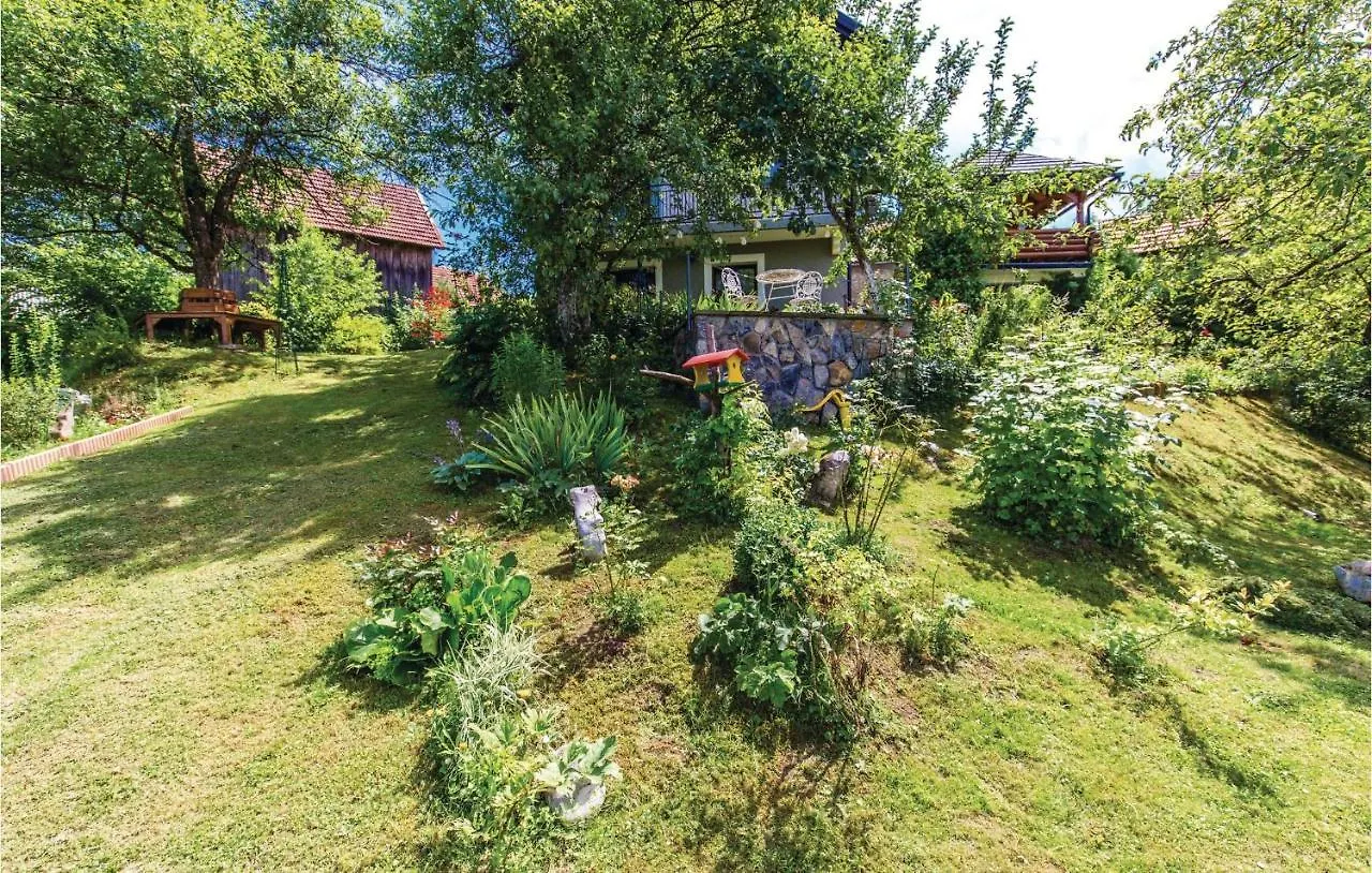 Ferienhaus 3 Bedroom Nice Home In Moravice