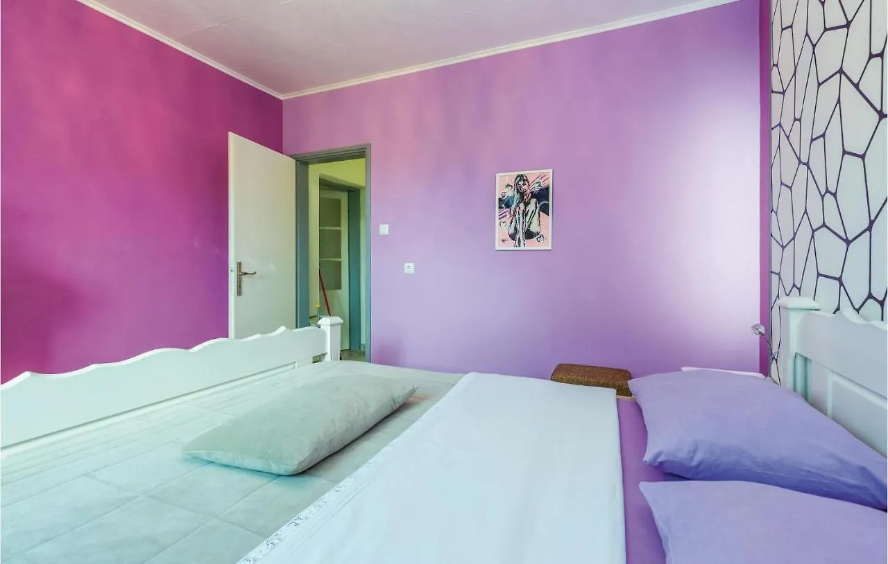 3 Bedroom Nice Home In Moravice
